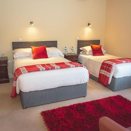 Kayden House Hotel Киларни Екстериор снимка