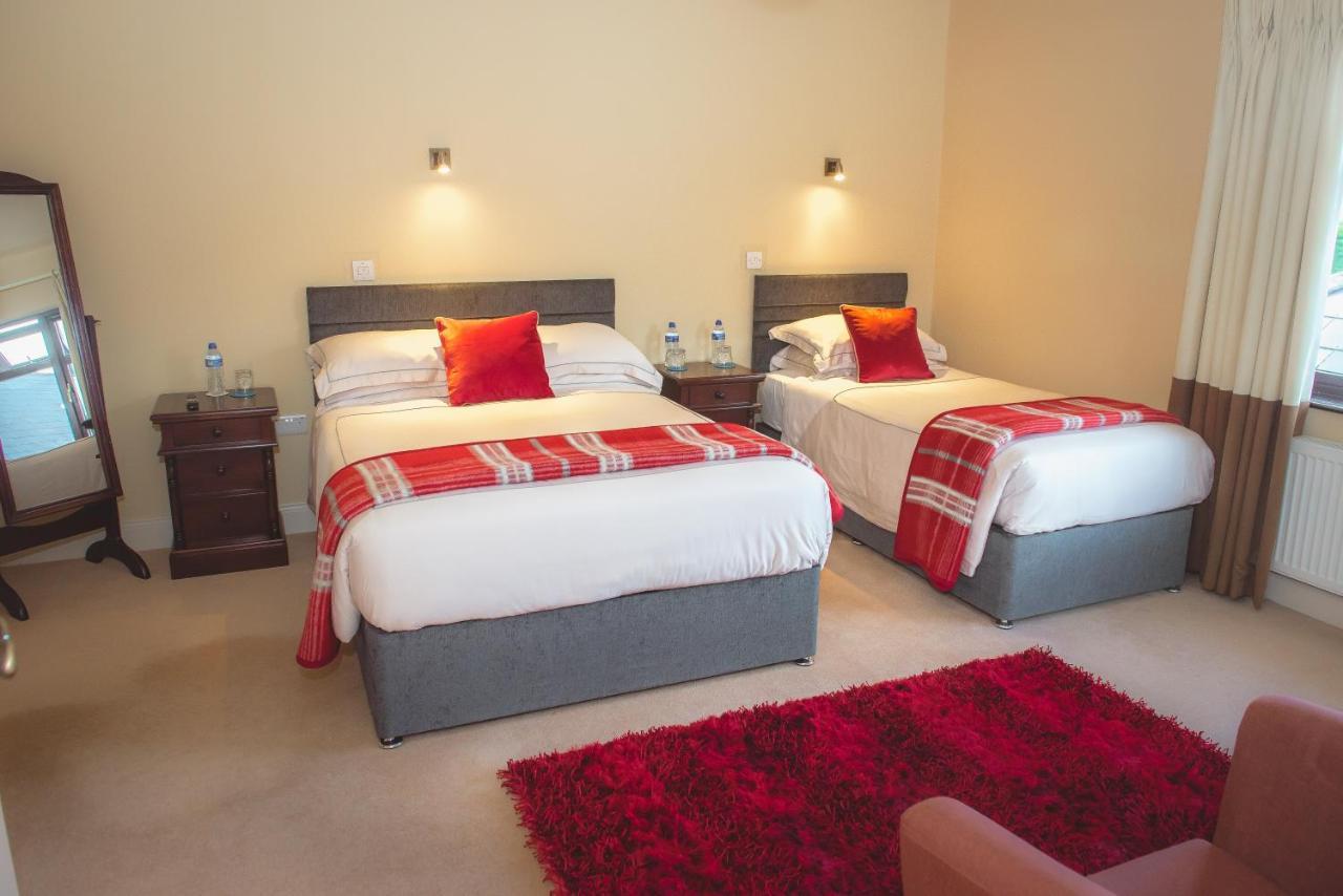 Kayden House Hotel Киларни Екстериор снимка