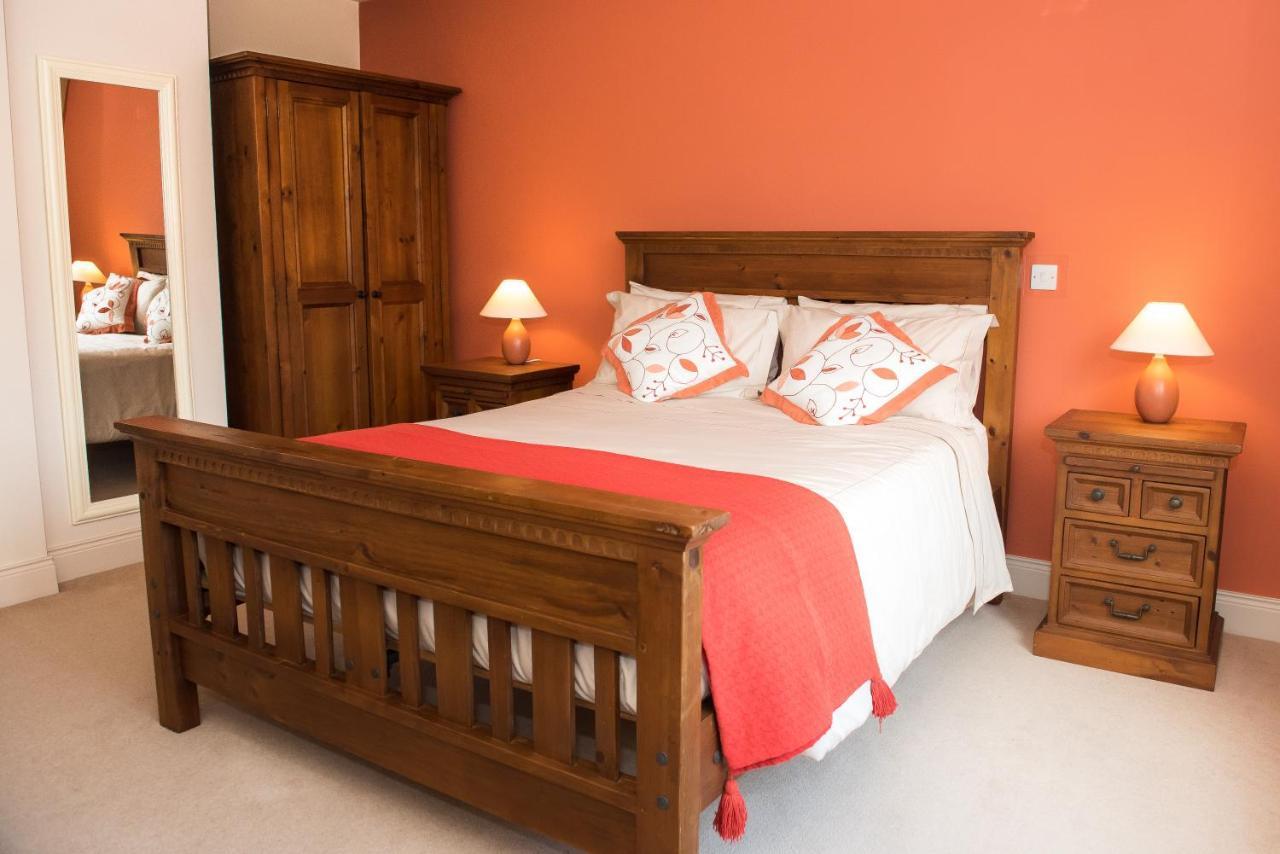 Kayden House Hotel Киларни Екстериор снимка