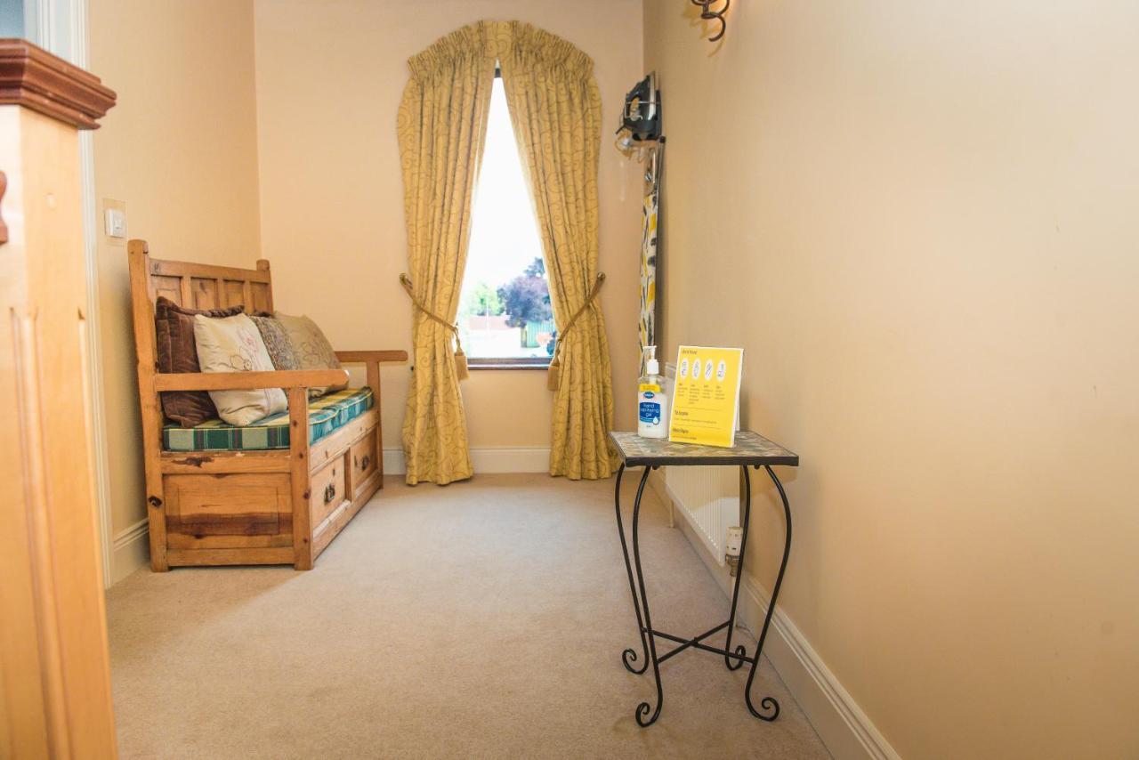 Kayden House Hotel Киларни Екстериор снимка