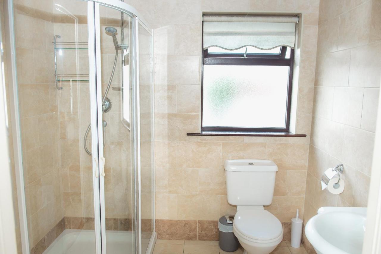 Kayden House Hotel Киларни Екстериор снимка