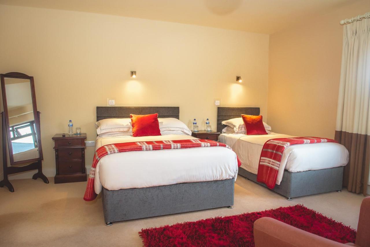 Kayden House Hotel Киларни Екстериор снимка