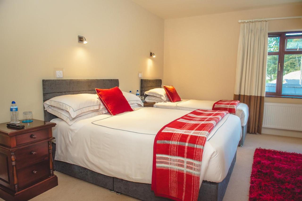 Kayden House Hotel Киларни Екстериор снимка